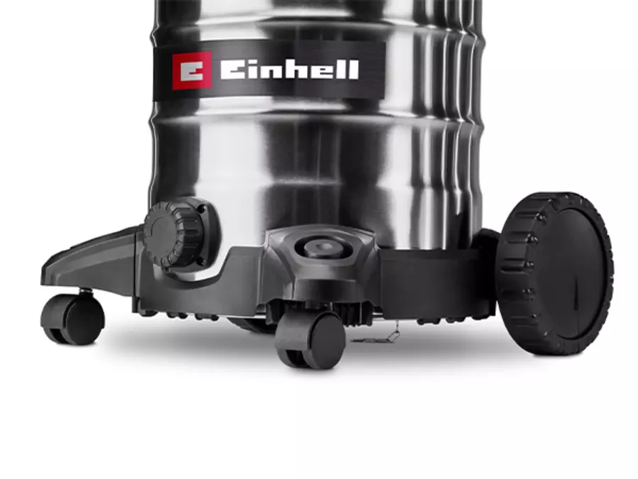 Вид сбоку на прочные ролики и большие задние колеса пылесоса для влажной и сухой уборки Einhell TC-VC 3055 SA.