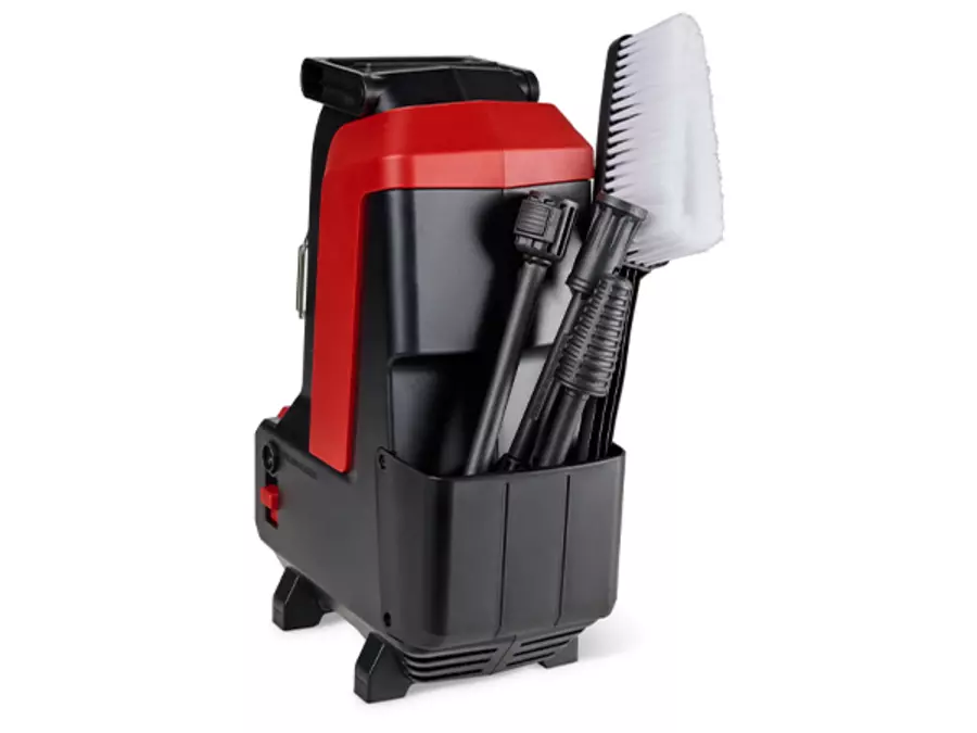 Такі аксесуари, як щітки та насадки-форсунки, зберігаються у вбудованому відсіку для аксесуарів бездротової мийки високого тиску Einhell HYPRESSO 36/105.